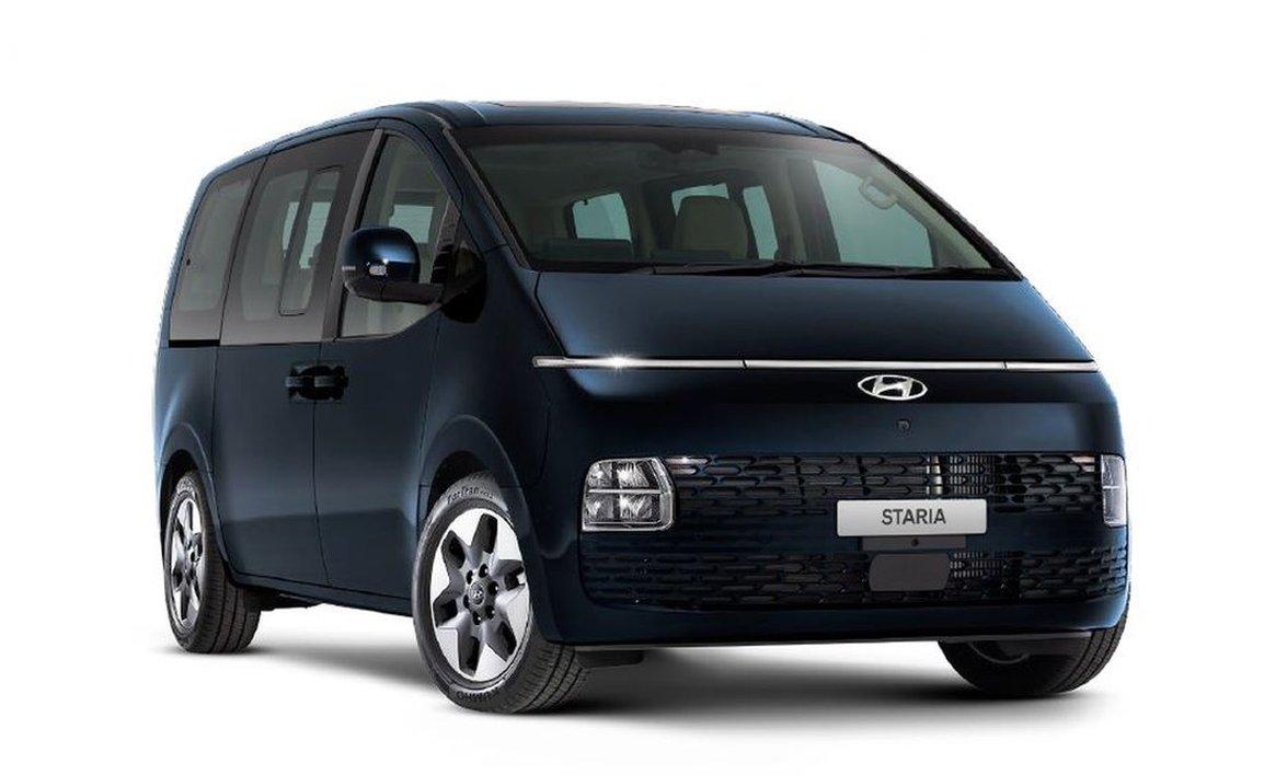 novated-lease-Hyundai-STARIA