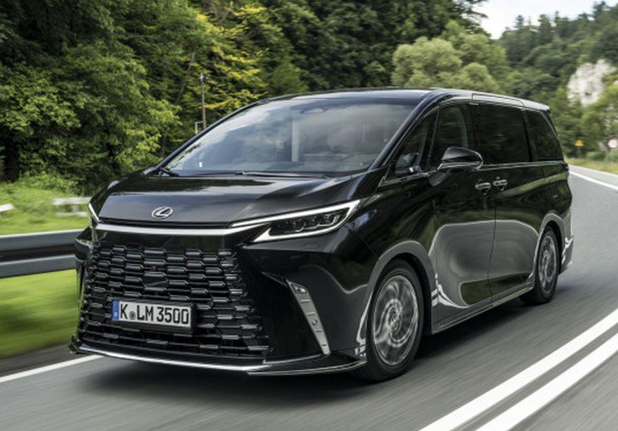Lexus LM 500h novated lease calculator Australia