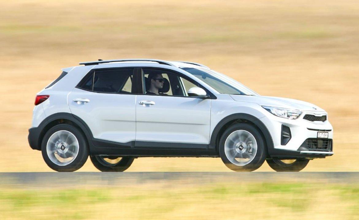 novated-lease-Kia-STONIC